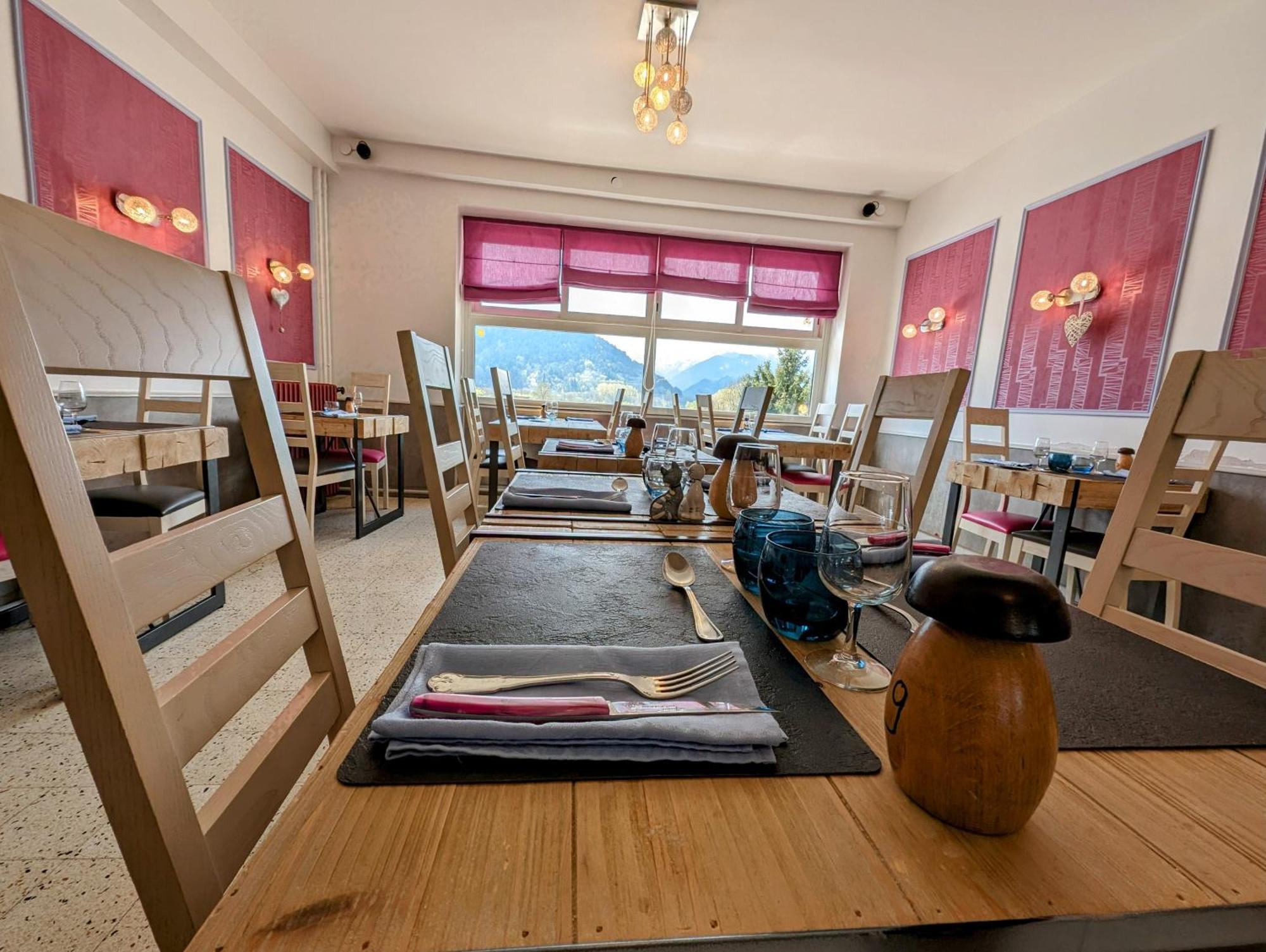 Logis Hotel Le Beau Site Chambon-sur-Lac Eksteriør billede